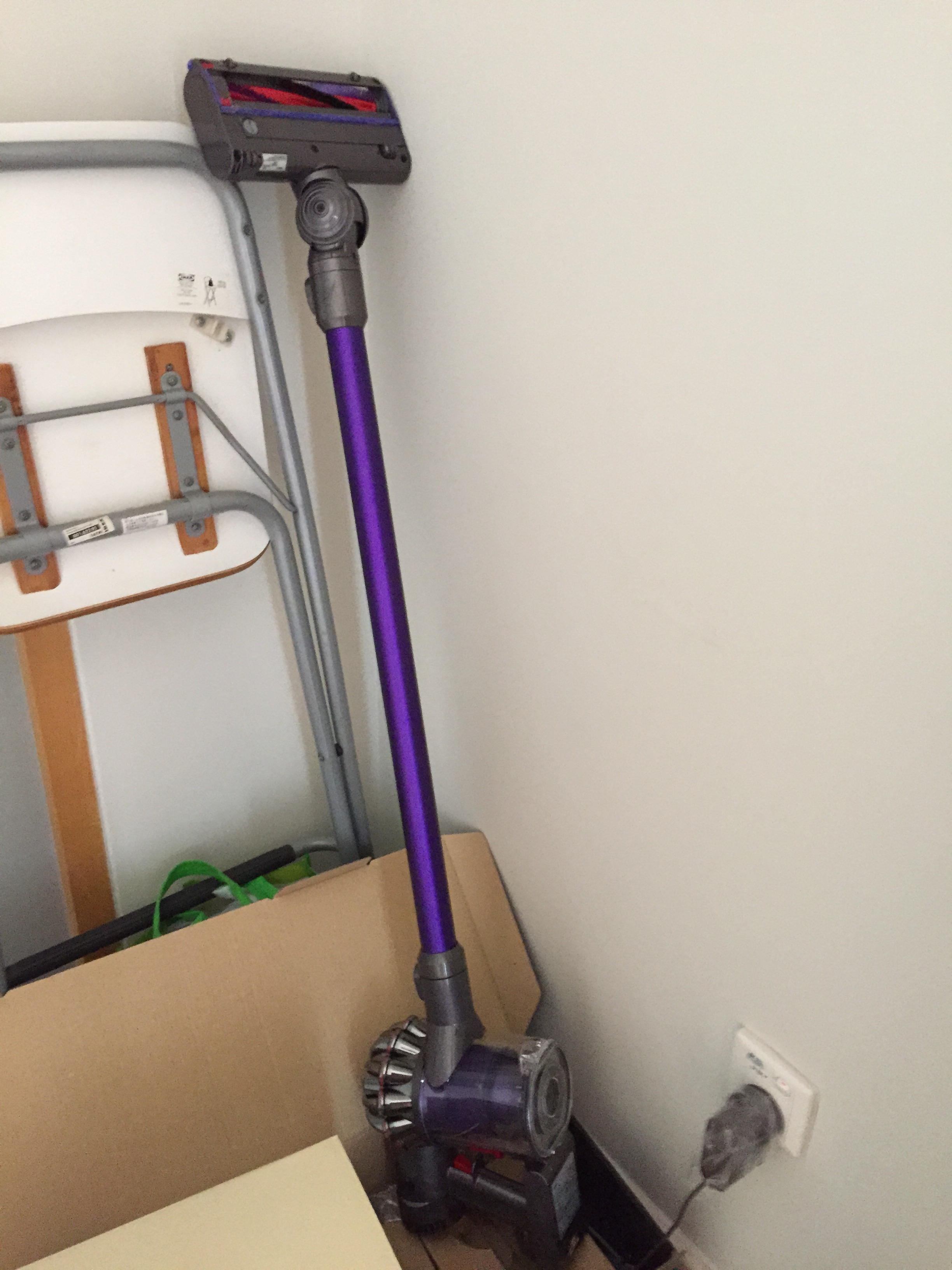 Review: Dyson Cordless Vacuum DC 62